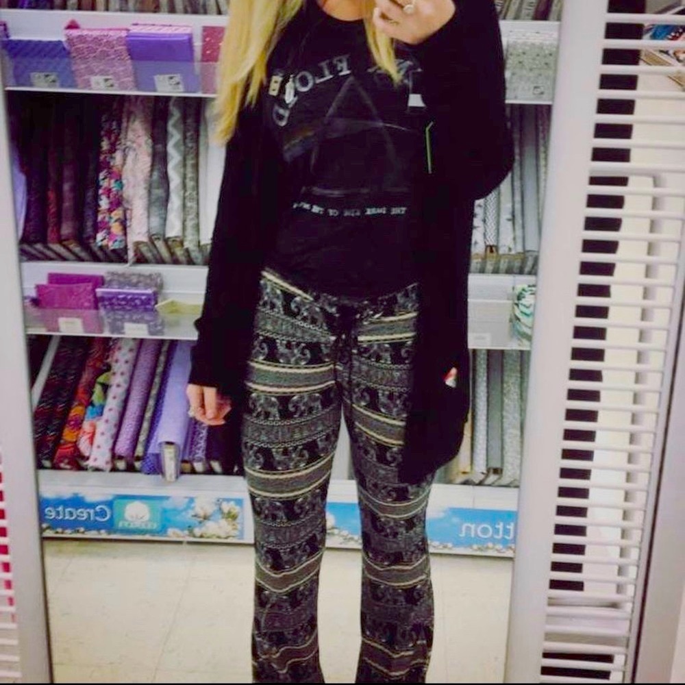 Elephant yoga pants